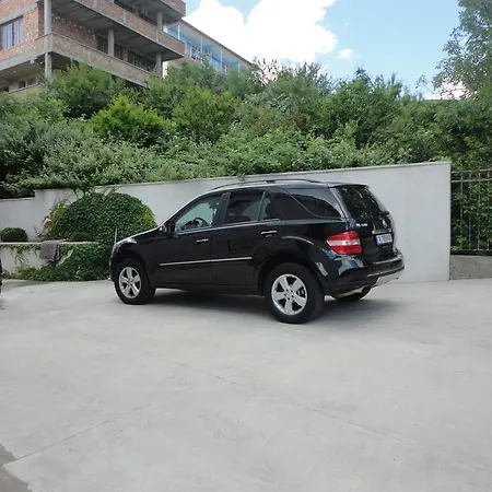 卢巴之家旅馆 * 圣弗拉斯