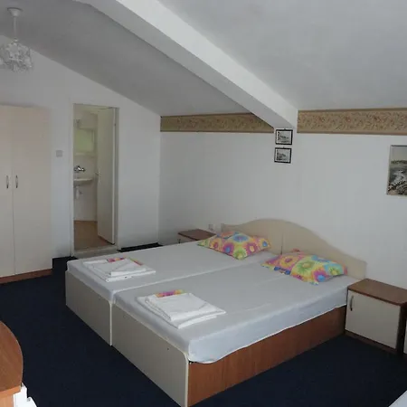 Guest Casa Luba *