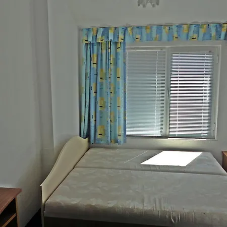 Guest Casa Luba شقة سفيتي فلاس